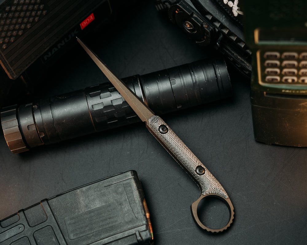 Ring Cardiac Spike - Black Canvas Micarta, Midnight Bronze Cerakote, Allen Bolts, Smooth Grip