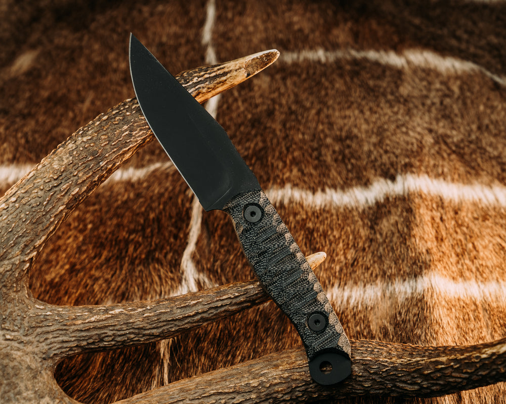Crow Scalper - Black Canvas Micarta, Armor Black Cerakote, Allen Bolts, Chaos Grip