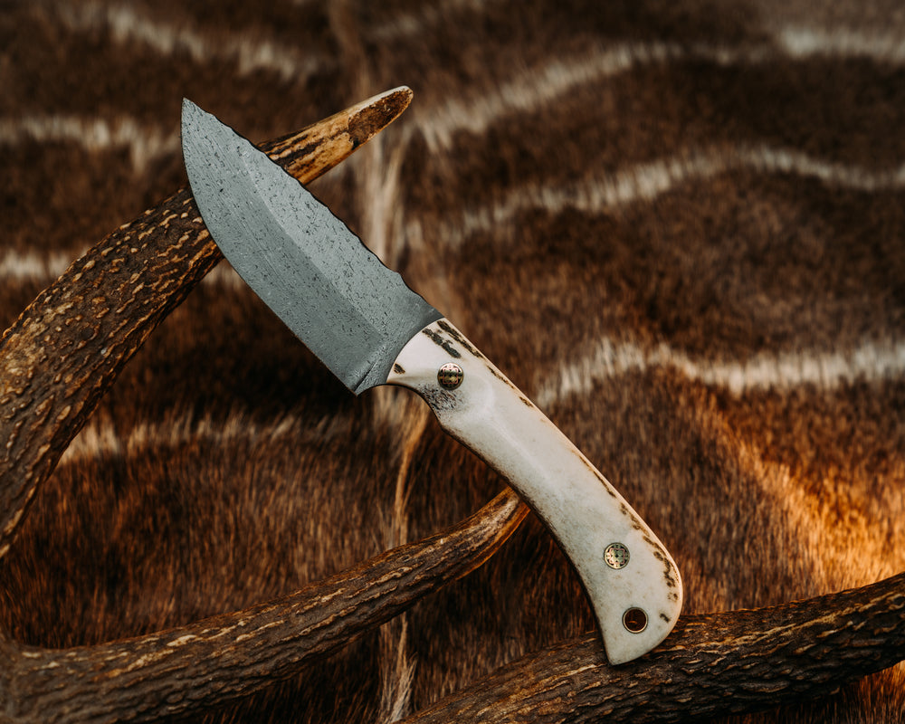 Cav Jr Back Country - Mosaic Pins, Brass Lanyard Pin, Contoured Natural Grip.