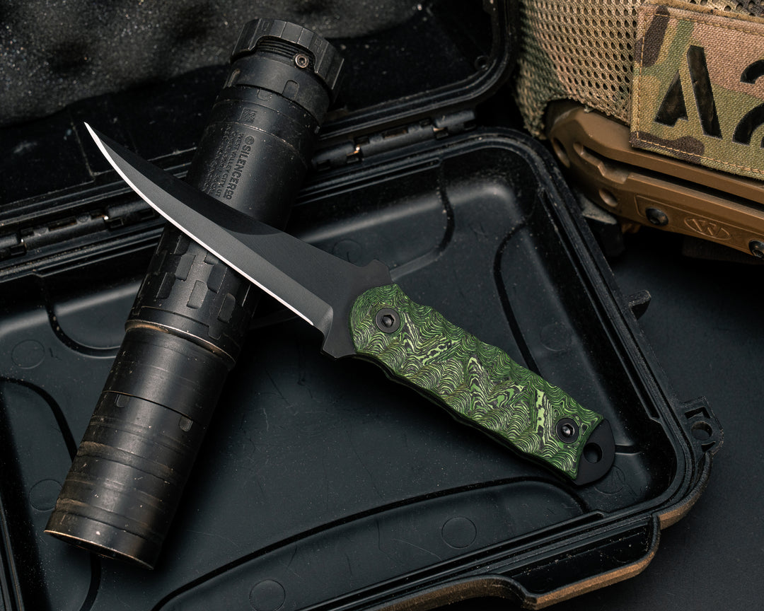 Combat Filet - Jungle Wear Carbon Fiber, Armor Black Cerakote, Allen Bolts, Textured Grip