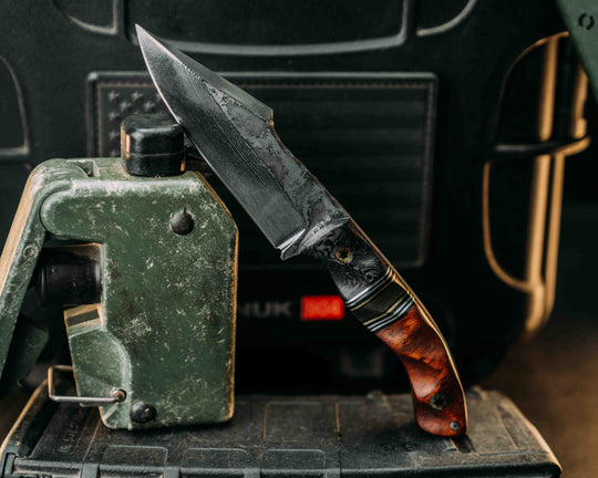 Widow Maker Jr- Baker Forge Random Pattern Damascus-Carbon Fiber,Black G10, Aluminum and Brass Pin Striping, Jungle Wear Fat Carbon Split, Snakewood, Mosaic Pins, 1/8" Mosaic Pins, Textured Grip
