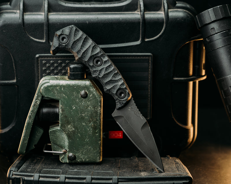 3" HUMINT - Black Canvas Micarta, Allen Bolts, Textured Grip