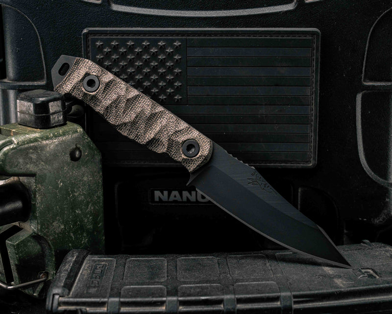 Field Knife Jr- OD Green Canvas Micarta, Armor Black Cerakote, Allen Bolts, Textured Grip.